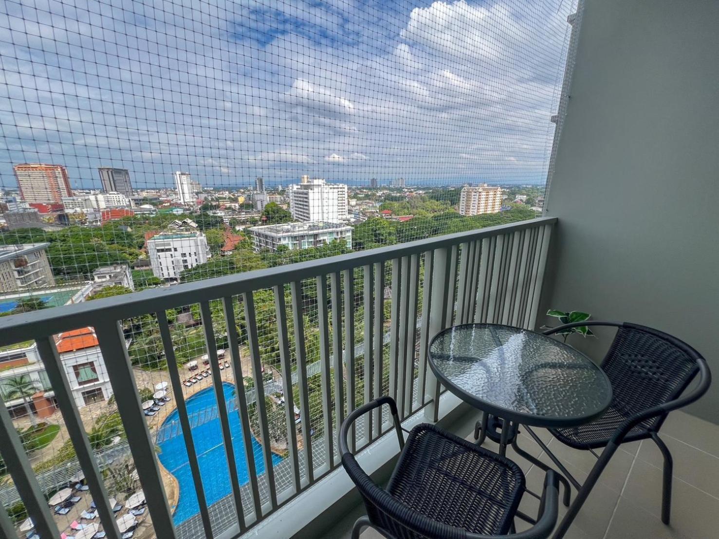 The Astra Luxury Condo In Town Чиангмай Экстерьер фото