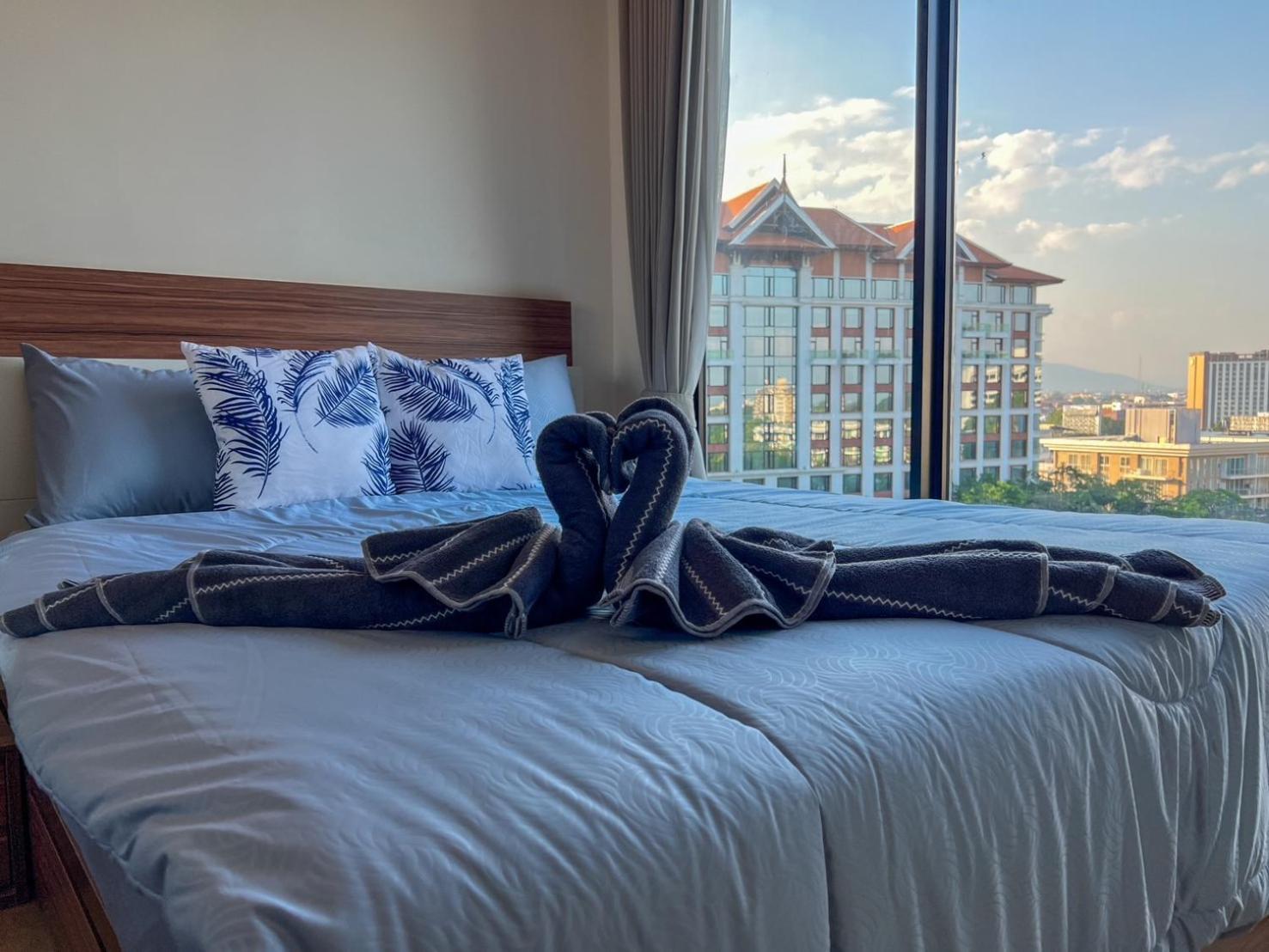 The Astra Luxury Condo In Town Чиангмай Экстерьер фото